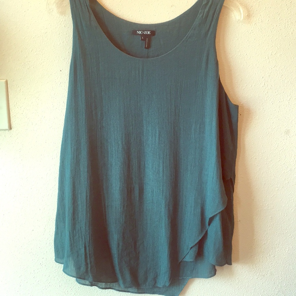 NIC+ZOE sleeveless green top
